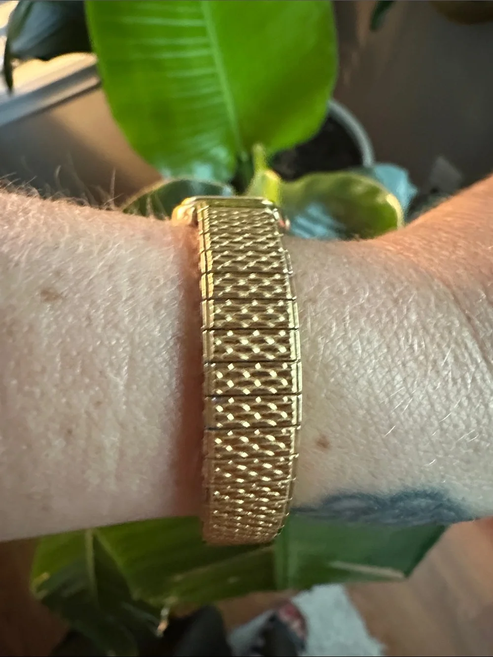 Vintage Seiko Tank Gold Watch with Textured Stretch Band